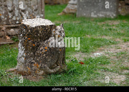 Grave of Tiddles the cat St Mary s Churchyard Fairford Gloucestershire ...