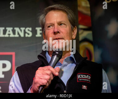 Norcross, Georgia, USA. 03rd Nov, 2018. Georgia's Secretary of State and Republican candidate for governor, BRIAN KEMP, campaigns at Mojito's Cuban American Bistro. Credit: Brian Cahn/ZUMA Wire/Alamy Live News Stock Photo