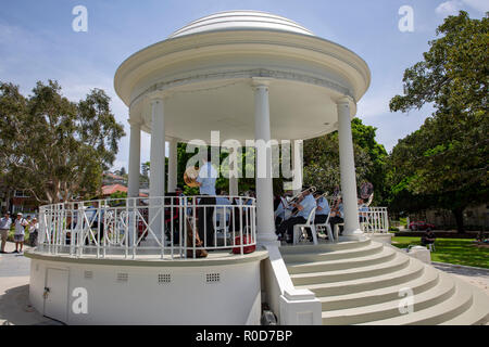 Sydney, Australia. 4th November, 2018. Balmoral Beach, NSW Fire and Rescue Band and Marching team perform at the rotunda in Balmoral Reserve, on Sunday 4th November 2018, Sydney,Australia Credit: martin berry/Alamy Live News Stock Photo