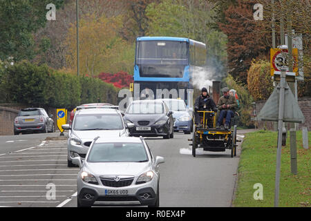 A23 south of Redhill, UK, 4th November 2018 - Bonhams London to Brighton Veteran Car Run supported by Hiscox. From Hyde Park, London to Madeira Drive, Brighton. The world famous event is open to the very oldest engine and steam driven vehicles, manufactured before 1905 Credit: Andy Stehrenberger / Alamy Live News Stock Photo