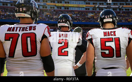 Photo: National Anthem performed to open Falcons Packers football game at  new Mercedes Benz Stadium - AJP2017091745 