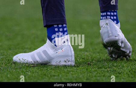 Stamford Bridge, London, UK. 4th Nov 2018. The Nemesis football boots of Aaron Wan-Bissaka of Crystal Palace during the Premier League match between Chelsea and Palace at Stamford London,