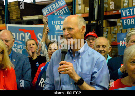 Melbourne, Florida USA. November 5, 2018 Nearing the end of his term as Florida’s Governor Rick Scott is now running for a US Senate seat. Scott made a campaign stop in Melbourne Florida at the Bansbach Easy Lift factory.  Bansbach Easylift® is the industry leader in motion system manufacturing.  Brevard County  City, County and State politicians attended one of Scott’s last campaign stops before Election Day. Photo Credit Julian Leek / Alamy Live News Stock Photo