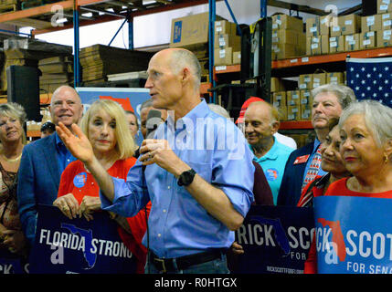 Melbourne, Florida USA. November 5, 2018 Nearing the end of his term as Florida’s Governor Rick Scott is now running for a US Senate seat. Scott made a campaign stop in Melbourne Florida at the Bansbach Easy Lift factory.  Bansbach Easylift® is the industry leader in motion system manufacturing.  Brevard County  City, County and State politicians attended one of Scott’s last campaign stops before Election Day. Photo Credit Julian Leek / Alamy Live News Stock Photo