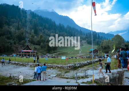 SOLANG VALLEY, MANALI, HIMACHAL PRADESH, India OCTOBER 26 2017: Tourists walking around on ski ground at Paragliding site. In summer famous adventure Stock Photo