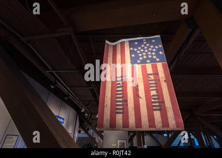 September 22, 2018 Sacramento / CA / USA - Historical American Flag with the names of Lincoln and Hamlin written on it, displayed at the California St Stock Photo