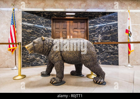 September 22, 2018 Sacramento / CA / USA - California Grizzly Bear statue placed in front of the Governor's office in the California Capitol State Bui Stock Photo