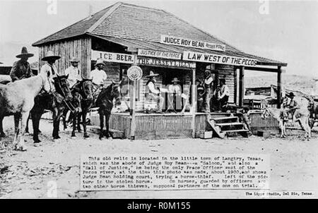 The Jersey Lilly, Judge Roy Bean's saloon in Langtry, Texas, c. 1900. Stock Photo