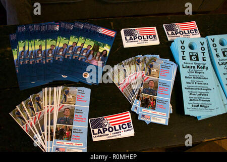 Emporia Kansas, USA. 5th Nov, 2018. Campaign literature for Congressional Democratic candidate Alan LaPolice on a table in the Gravel City Coffee shop Credit: Mark Reinstein/Media Punch/Alamy Live News Stock Photo