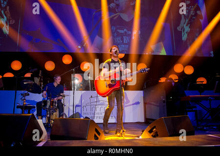 James BLUNT, Saenger, music, concert, singing, red carpet, Red Carpet Show, 37th German sports press ball in the Alte Oper Frankfurt, 03.11.2018. | Usage worldwide Stock Photo