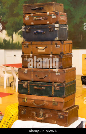 Old suitcases, Classic Auto, Caldas da Rainha, Portugal Stock Photo