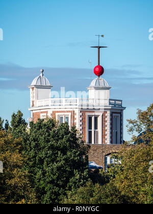 Octogen Room, with Red Time Ball,  Royal Observatory, Greenwich, London, England, UK, GB. Stock Photo