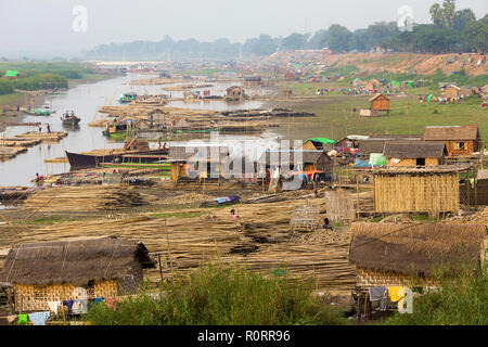 slum-village-near-the-river-in