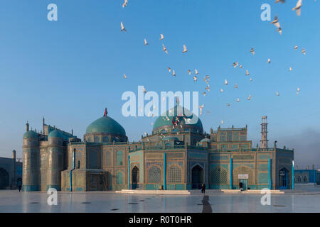 Architecture Of The Shrine Of Hazrat Ali, also called the Blue Mosque, Mazar-e Sharif, Afghanistan Stock Photo