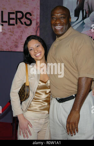 Michael Clarke Duncan and girlfriend arriving at the Premiere of ...