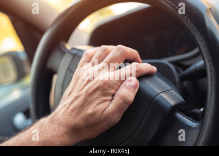 Car horn hi-res stock photography and images - Alamy
