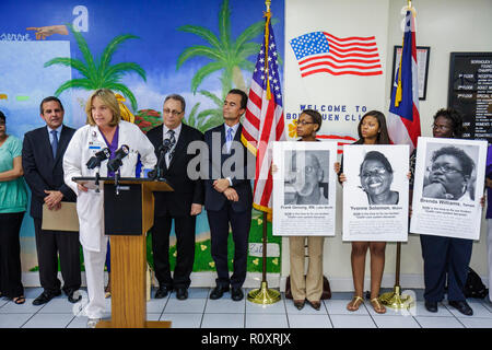 Miami Florida,Borinquen Health Care Center,clinic,healthcare reform press conference,affordable medical insurance,uninsured,Hispanic Black African Afr Stock Photo