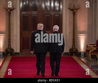 Washington, District of Columbia, USA. 7th Nov, 2018. United States President Donald J. Trump and US Vice President Mike Pence depart after a news conference in the East Room, on Wednesday, Nov. 7, 2018 at the White House in Washington, DC Credit: Al Drago/Pool via CNP Credit: Al Drago/CNP/ZUMA Wire/Alamy Live News