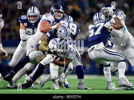 November 05, 2018:.Dallas Cowboys linebacker Jaylon Smith (54).during an NFL  football game between the Tennessee Titans and Dallas Cowboys at AT&T  Stadium in Arlington, Texas. Manny Flores/CSM Stock Photo - Alamy