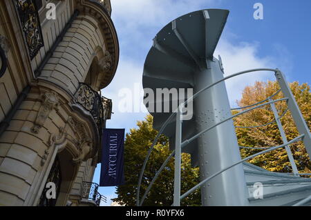 Paris, France. 8th Nov 2018. Stairs of the Eiffel are on sale at Art Curial on the Champs-Elysees, Paris, France.8 November 2018.   ALPHACIT NEWIM / Alamy Live News Stock Photo