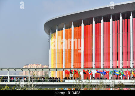 (181109) -- SHANGHAI, Nov. 9, 2018 (Xinhua) -- Visitors queue to enter the venue of the first China International Import Expo (CIIE) in Shanghai, east China, Nov. 9, 2018. The CIIE is opened to group visitors from Nov. 9 to Nov. 10. (Xinhua/Li Xin) Stock Photo