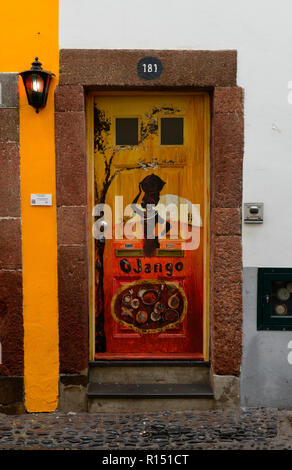 Bemalte Tuer, Altstadt, Funchal, Madeira, Portugal Stock Photo