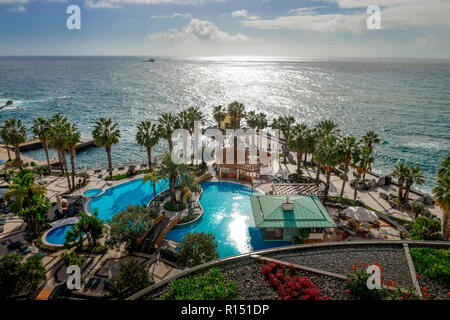 Swimmingpool, Hotel Royal Savoy, R. Carvalho Araujo, Funchal, Madeira, Portugal Stock Photo