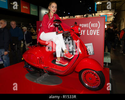 EICMA 2012: Vespa 946 Unveiled at Milan Show