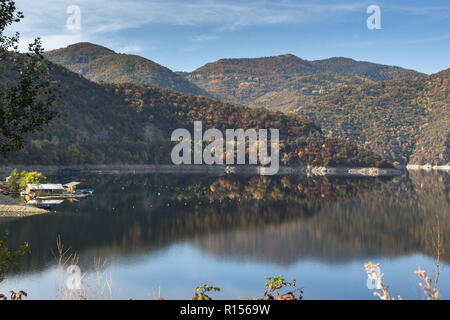 Panoramic Autumn ladscape of The Vacha (Antonivanovtsi) Reservoir, Rhodope Mountains, Plovdiv Region, Bulgaria Stock Photo