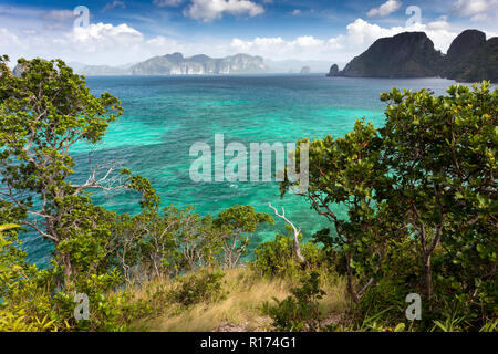 Tropical sea landscape view from the Snake island viewpoint in Palawan, El Nido, Philippines Stock Photo