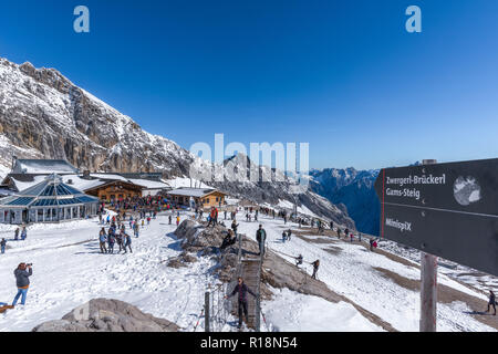 Zugspitze, Zugspitzeplat,  highest peak, Garmisch-Partenkirchen, Wetterstein Gebirge or Wetterstein Mountains, the Alps, Bavaria, Germany, Europe Stock Photo