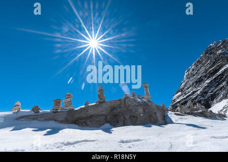 Zugspitze, Zugspitzeplat,  highest peak, Garmisch-Partenkirchen, Wetterstein Gebirge or Wetterstein Mountains, the Alps, Bavaria, Germany, Europe Stock Photo