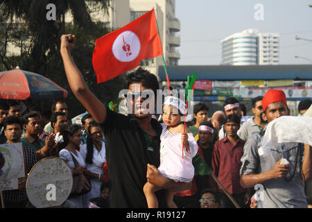Bangladeshi peoples participate in a demonstration demanding the death sentence for the country's war criminals in Dhaka, Bangladesh. On 2013 Stock Photo