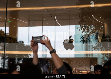 Bangkok, Thailand - November 10, 2018: Apple logo at Apple Store Iconsiam in Bangkok, Thailand Stock Photo
