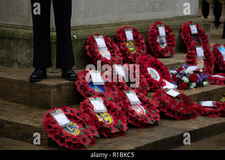 Cheltenham, UK. 11th Nov, 2018. Flowers at the memorial Credit: Victor Storublev/Alamy Live News Stock Photo