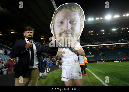 Jon Wilkin (left) with England's James Graham after the International match at Elland Road, Leeds. Stock Photo