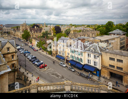 OXFORD, ENGLAND - MAY 15, 2009: The view from the cupola of Sheldonian Theatre to the Broad street. Oxford University. England Stock Photo