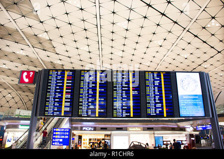 Information board of Hong Kong International Airport for people check flight passengers arriving and departing on September 10, 2018 in Hong Kong, Chi Stock Photo