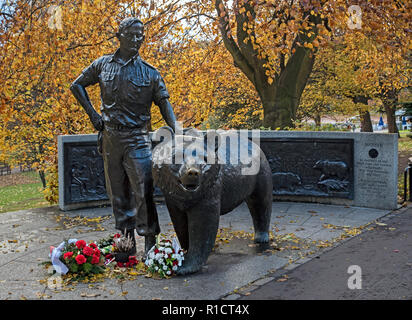 Memorial to Polish veterans of the second World War featuring a statue of Wojtek the soldier bear in Princes Street Gardens, Edinburgh, Scotland, UK. Stock Photo