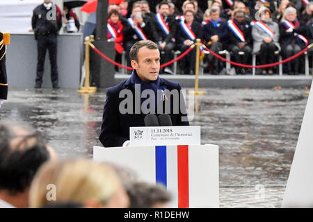 Paris, France. 11th Nov, 2018. French President Emmanuel Macron addresses a ceremony to mark the centenary of the Armistice of the First World War in Paris, France, Nov. 11, 2018. Credit: Chen Yichen/Xinhua/Alamy Live News Stock Photo