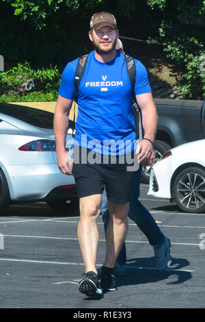 Chris Pratt looks very muscular after a 5 hour workout session with his personal trainer in Hollywood  Featuring: Chris Pratt Where: Los Angeles, California, United States When: 11 Oct 2018 Credit: WENN.com Stock Photo