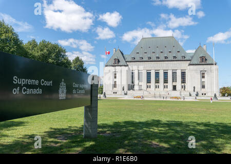 Supreme Court of Justice Building, Ottawa, Canada Stock Photo