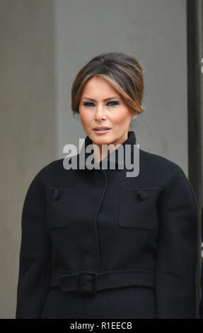 November 10, 2018 - Paris, France: US first lady Melania Trump arrives at the Elysee palace to meet with Brigitte Macron, the wife of French President Emmanuel Macron  Brigitte Macron recoit la first lady americaine Melania Trump au palais de l'Elysee. *** FRANCE OUT / NO SALES TO FRENCH MEDIA *** Stock Photo