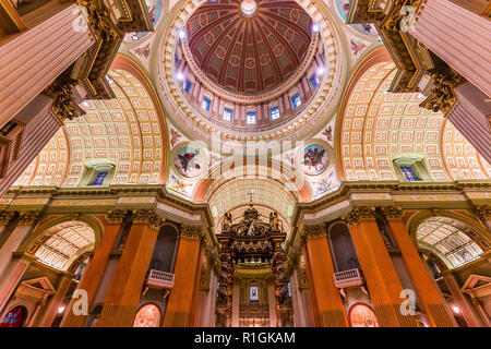 MONTREAL, CANADA, OCTOBER 09, 2016 : interiors and details of Mary queen of the world basilica, october 09, 2016 in Montreal, quebec, Canada Stock Photo
