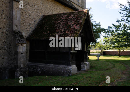 St Dunstans Church, Hunsdon, Hertfordshire, has a fifteenth century wooden North Porch, West Tower, and sixteenth century North and South Chapels.     Stock Photo