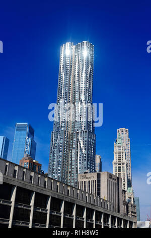 New York by Gehry, skyscraper by architect Frank Gehry, 8 Spruce Street ...