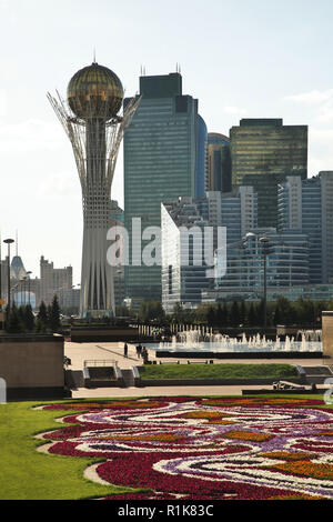 Bayterek monument - Tall Poplar in Astana. Kazakhstan Stock Photo