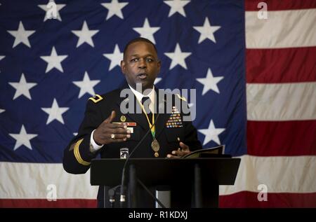 APPLE VALLEY, Calif., -- U.S. Army LCL Ryan Moses, commander
