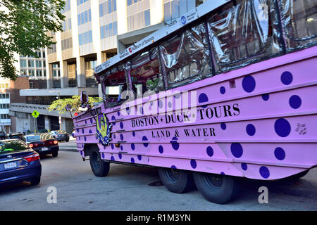 Boston Duck Tours covering land and water in amphibious vehicle for sightseeing tourists Stock Photo
