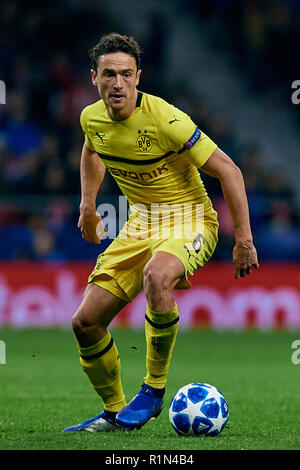 MADRID, SPAIN - NOVEMBER 06: Thomas Delaney of Borussia Dortmund in action during the Group A match of the UEFA Champions League between Club Atletico de Madrid and Borussia Dortmund at Estadio Wanda Metropolitano on November 6, 2018 in Madrid, Spain.  (MB Media) Stock Photo